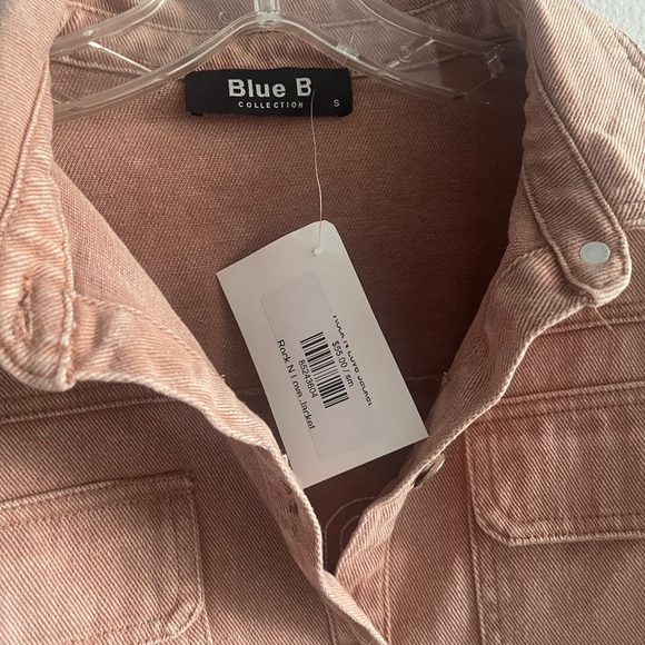 Women's Pink Jean Jacket - Picture 3 of 6